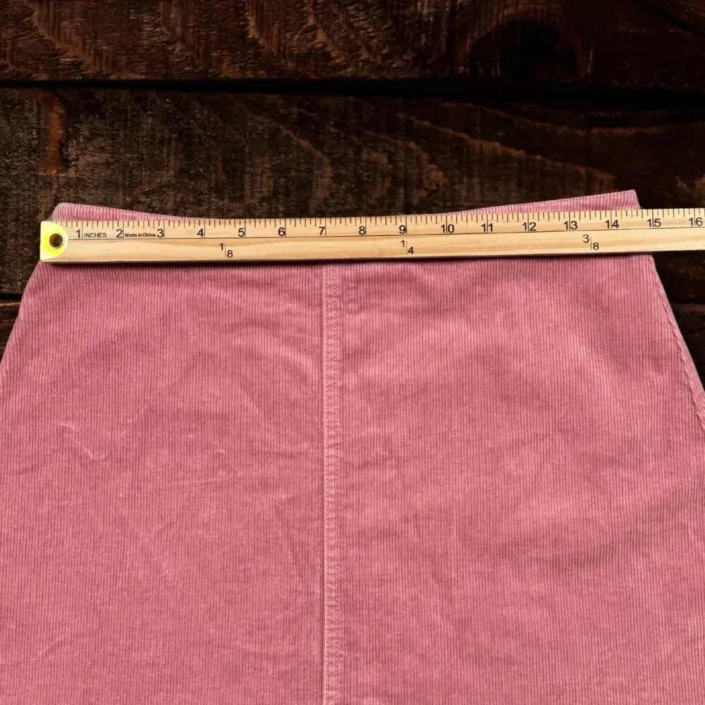 Forever 21 Dusty Rose Corduroy High-Waisted A-Line Mini Skirt Size Large